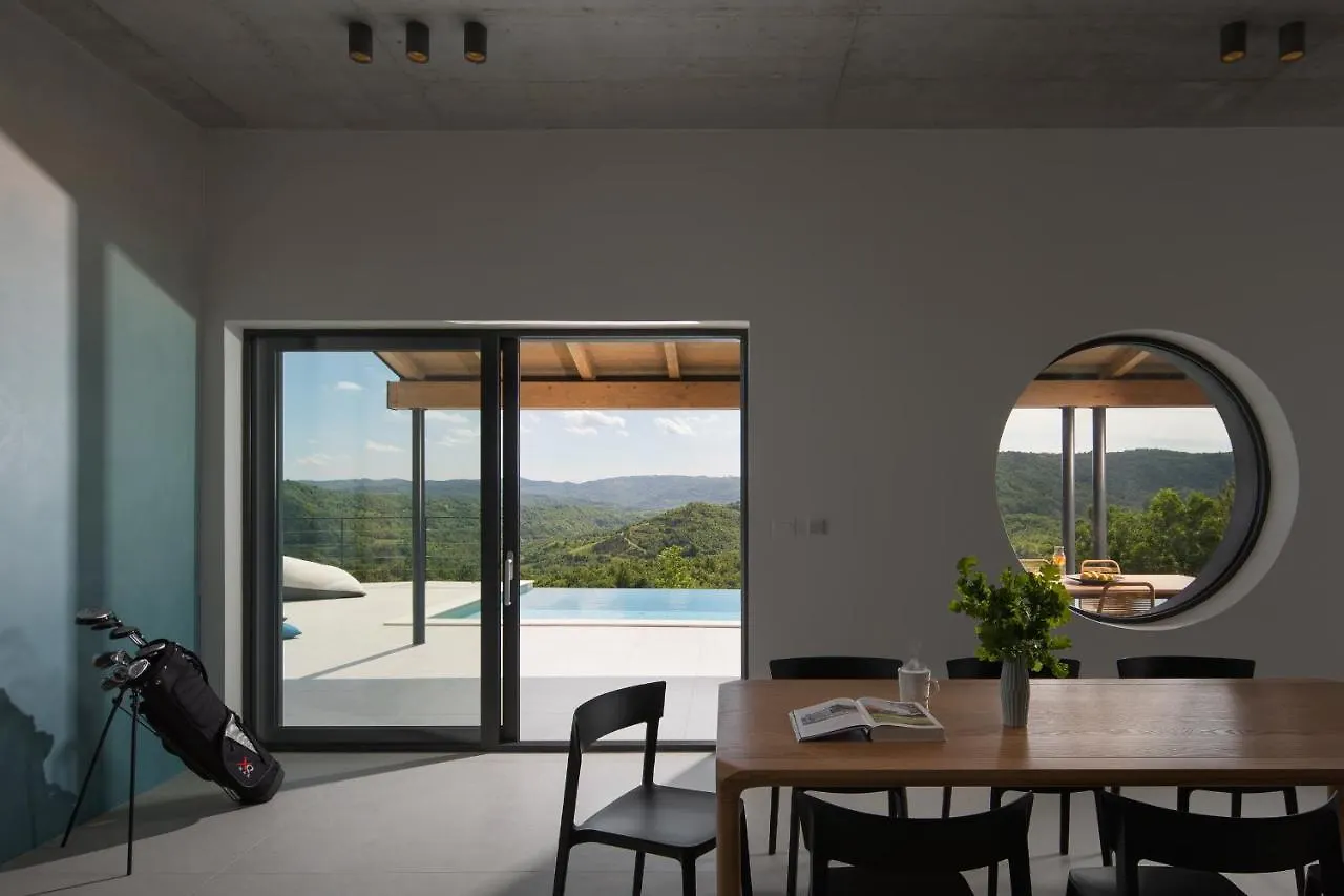 The Villa Buzet 0*,