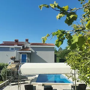  Ferienhaus Holiday Mandalena