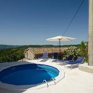  Ferienhaus Hidden Heaven